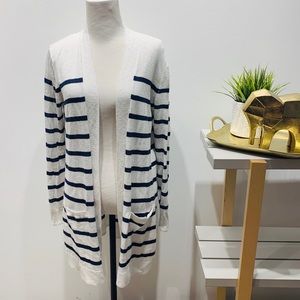 White and navy strip Old Navy cardigan